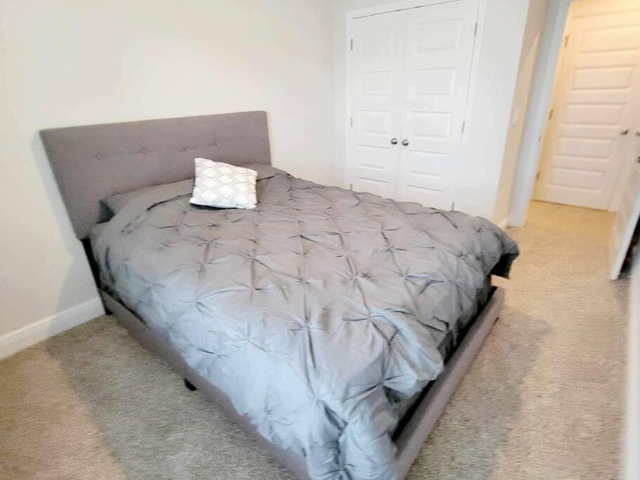 Апартаменты Brand New House In Pensacola,Ev Connector Available Экстерьер фото