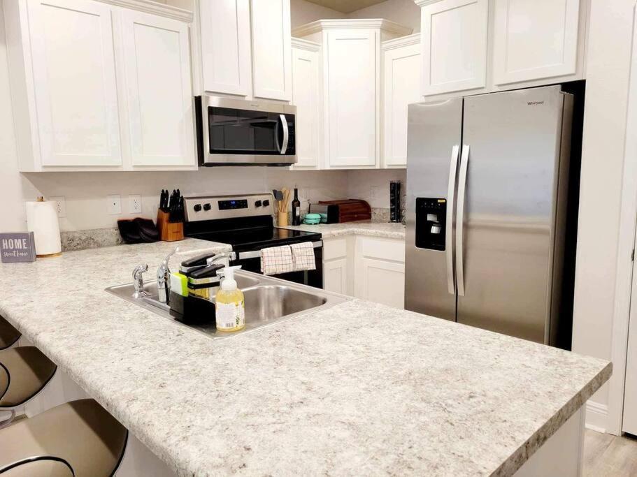 Апартаменты Brand New House In Pensacola,Ev Connector Available Экстерьер фото